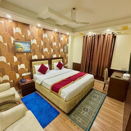Hotel Vista Inn, Karol Bagh, New Delhi - Near Metro Eksteriør bilde